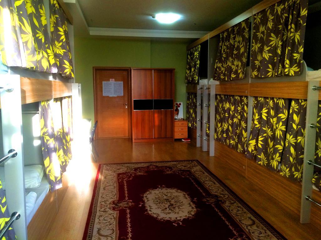 Sky Hostel Almaty Extérieur photo